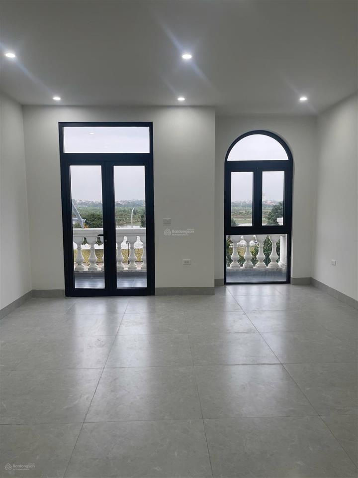 Chính chủ cho thuê bt vinhomes ocean park gia lâm, giá 25tr , diện tích 90m hoàn thiện 3 tầng