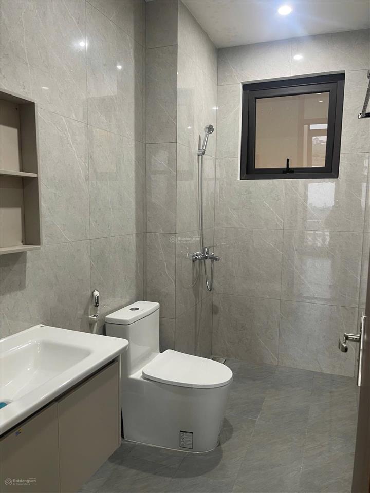 Chính chủ cho thuê bt vinhomes ocean park gia lâm, giá 25tr , diện tích 90m hoàn thiện 3 tầng