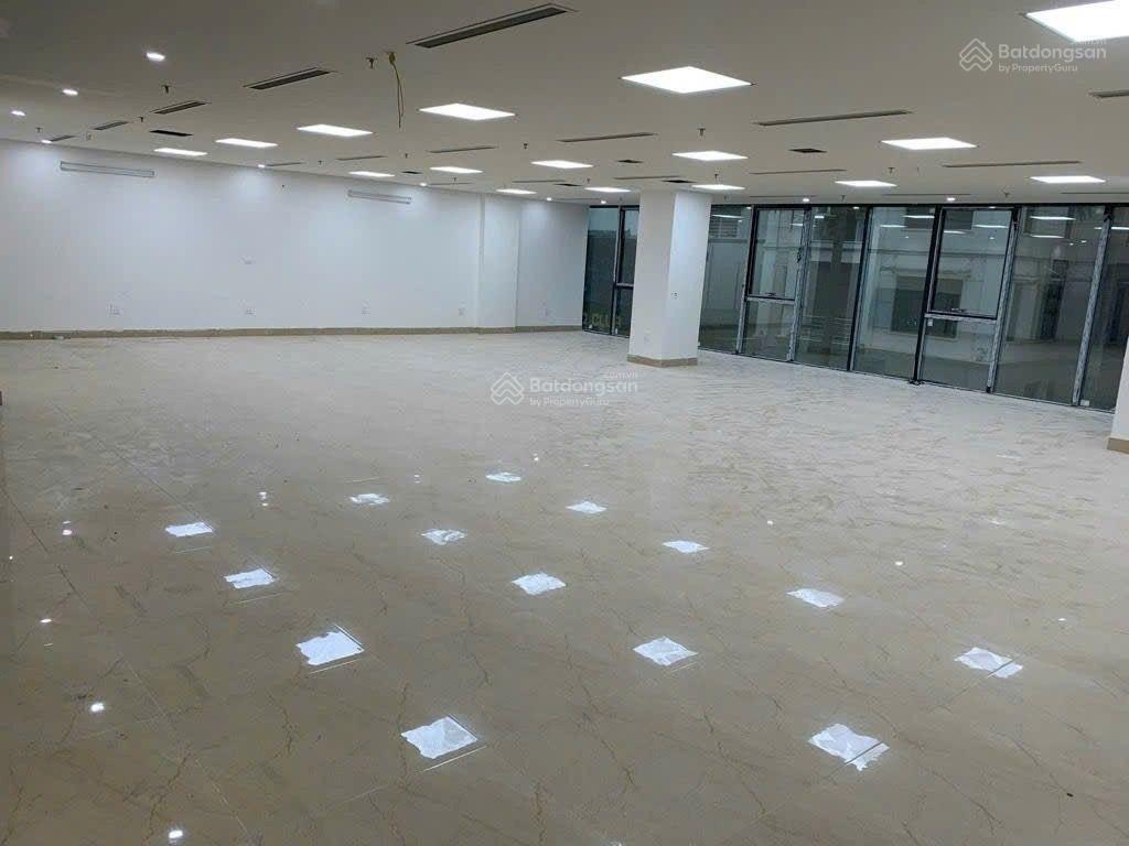 Bán tòa nhà lô góc 1 hầm + 7 tầng nổi đường đức diễn, phường phú diễn, tp hà nội 68 tỷ