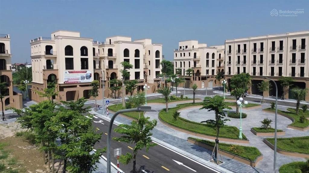 Chính chủ bán gấp shophouse mặt phố đường 24m hè 5m, kinh doanh bất chấp, giá ngộp bank trong tháng