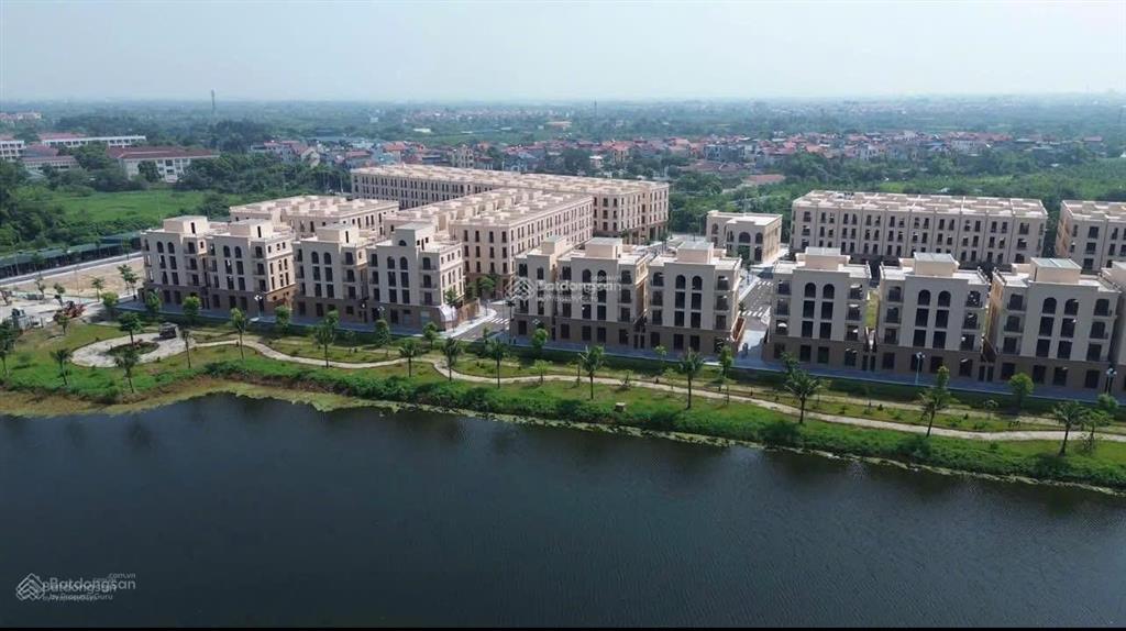 Chính chủ bán gấp shophouse mặt phố đường 24m hè 5m, kinh doanh bất chấp, giá ngộp bank trong tháng