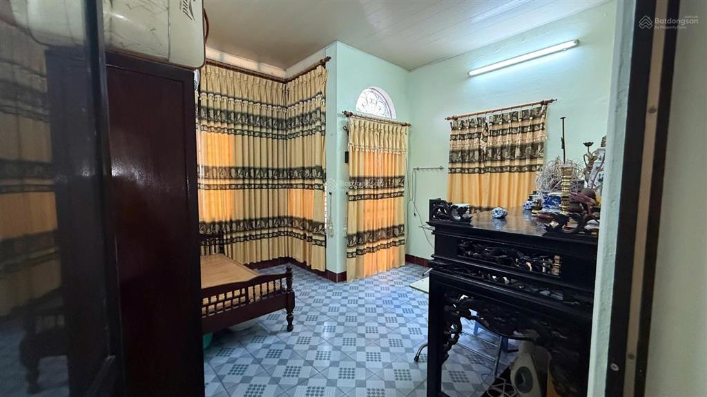 Bán nhà 2 tầng, mt 5.2m đường mê linh, liên bảo, ngay chợ tổng kinh doanh đắc địa 0987 673 ***