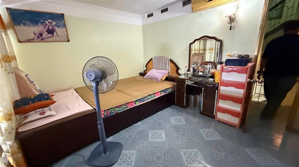 Bán nhà 2 tầng, mt 5.2m đường mê linh, liên bảo, ngay chợ tổng kinh doanh đắc địa 0987 673 ***