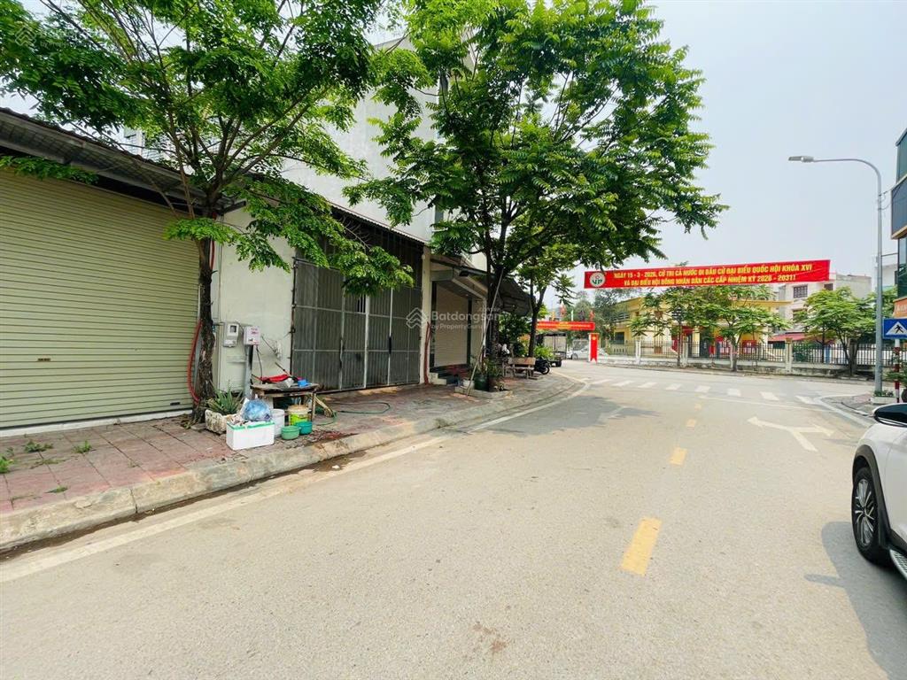 Bán lô 115.8m2, mt 8m hướng đông nam đất dịch vụ chợ định trung, vĩnh yên 0987 673 ***