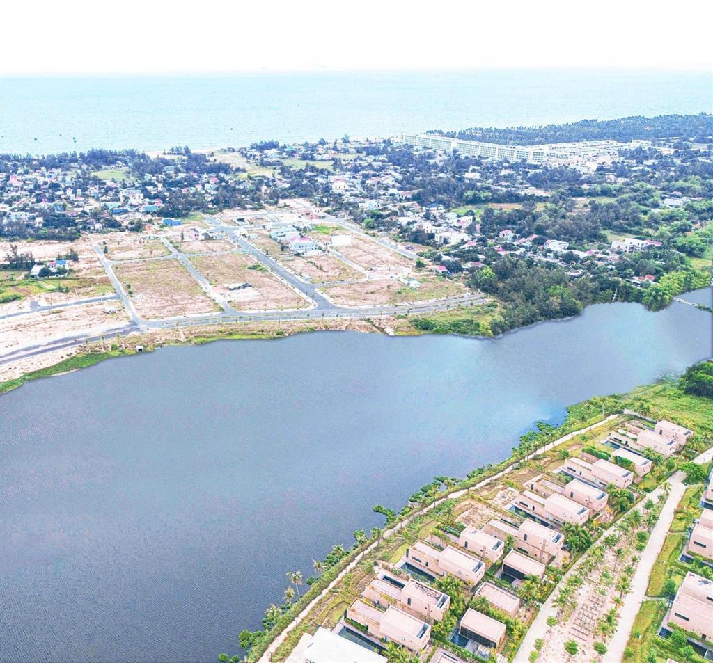 Bán đất biển nam đà nẵng, dt 160m2, ngang 6.5m, mt đường 13.5m, cách biển chỉ 200m, giá đầu tư