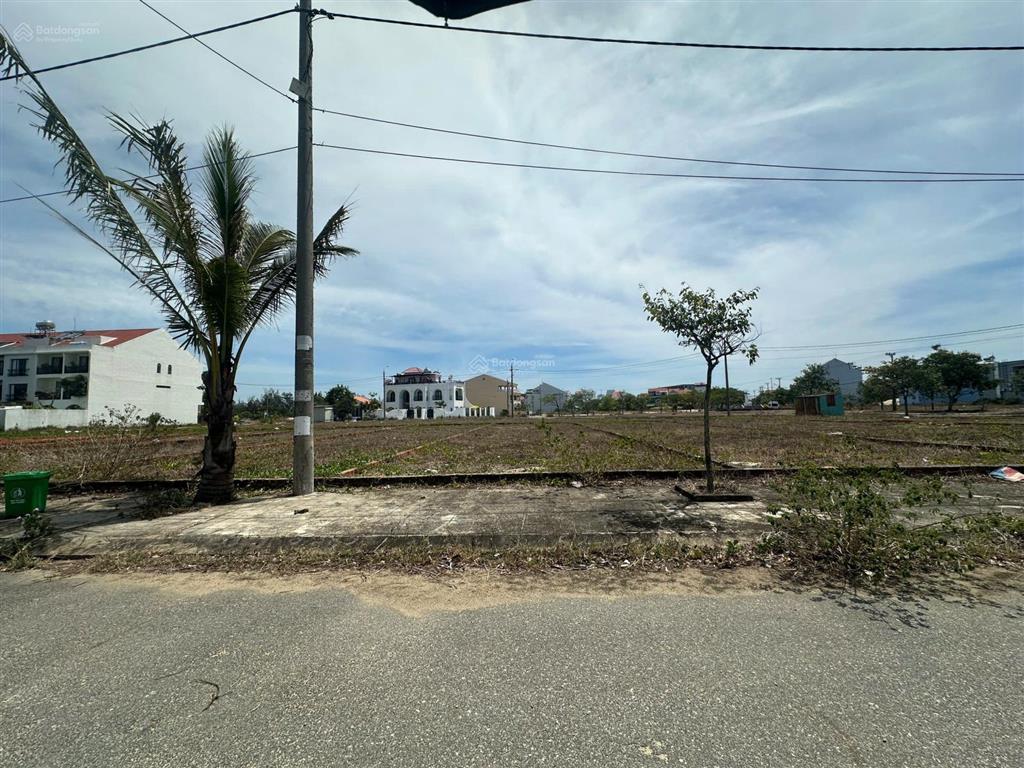 Bán lô đất hiếm ngay bãi tắm an bàng, hội an  233m2 (ngang 7m5)  giá đầu tư