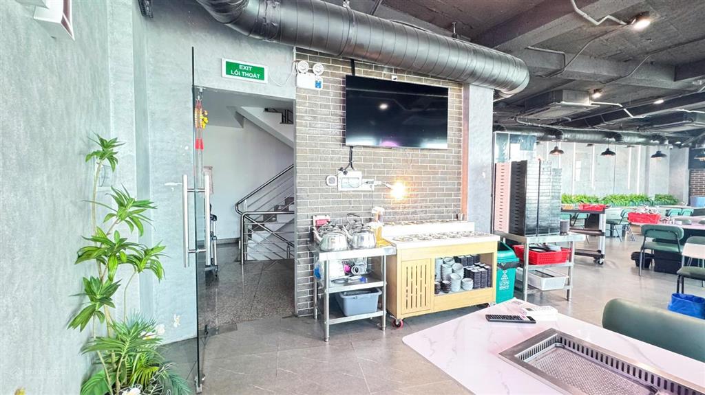 Góc 2mt yersinlthg, bến thành q1, tầng 345sân thượng cho thuê hoặc thuê lẻ từng sàn