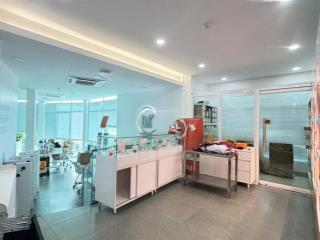 Góc 2mt yersinlthg, bến thành q1, tầng 345sân thượng cho thuê hoặc thuê lẻ từng sàn