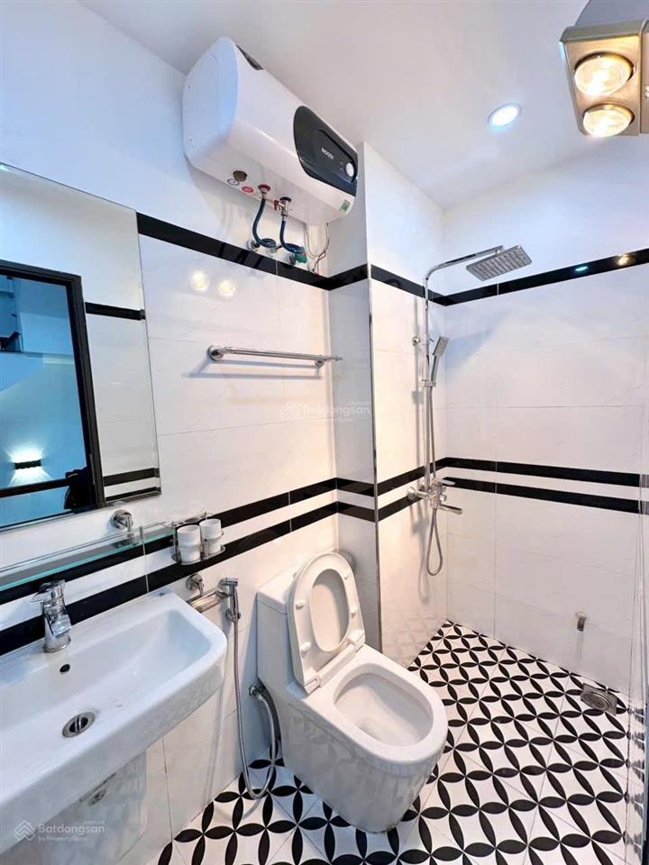 Chính chủ cần bán căn nhà diện tích gần 50m2 đẹp nhất khu đô thị him lam  0357 864 ***