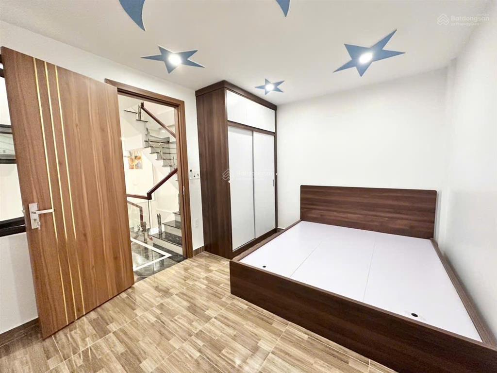 Chính chủ cần bán căn nhà diện tích gần 50m2 đẹp nhất khu đô thị him lam  0357 864 ***