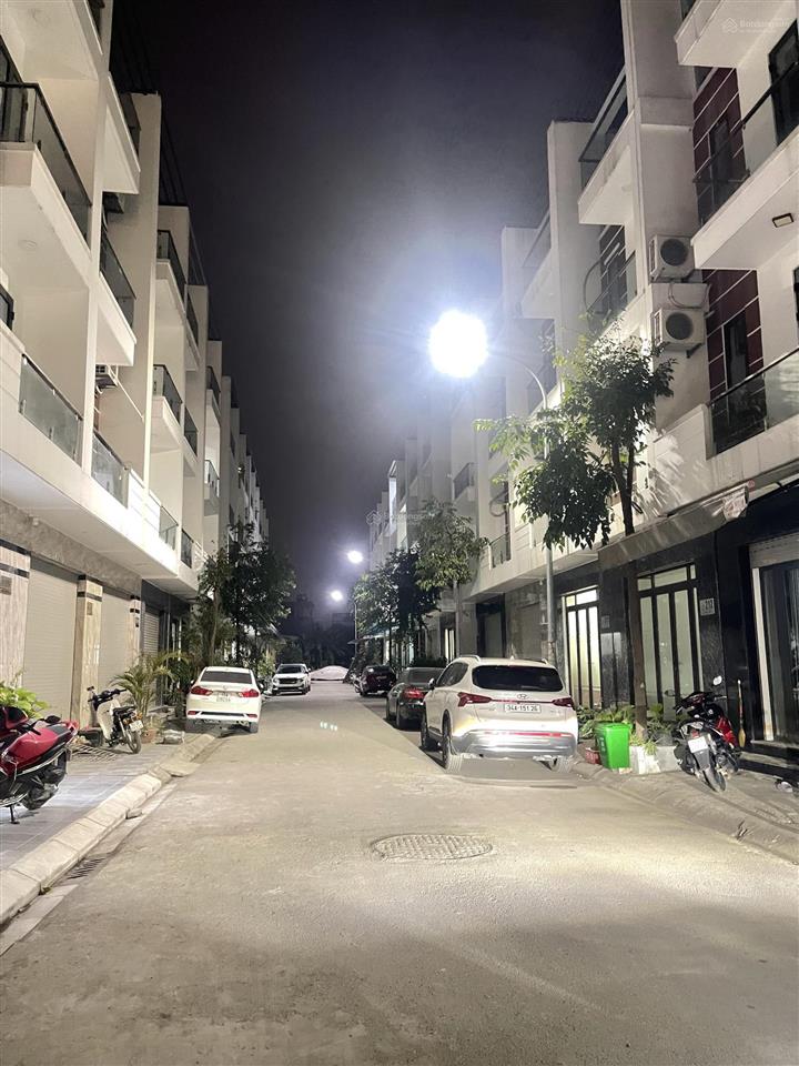 Bán nhà sổ đỏ full đồ khu đô thị him lam hùng vương, hồng bàng, hải phòng,  e nguyên 0357 864 ***