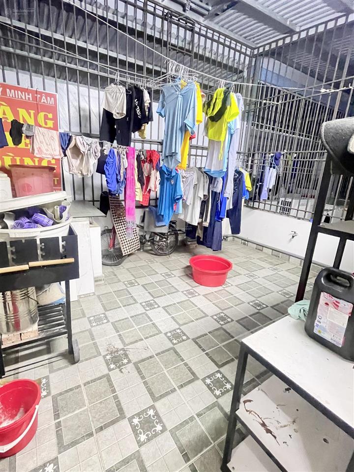 Nhà đẹp 4 tầng khu him lam hùng vương giá rẻ ô tô đỗ cửa  e nguyên 0357 864 ***