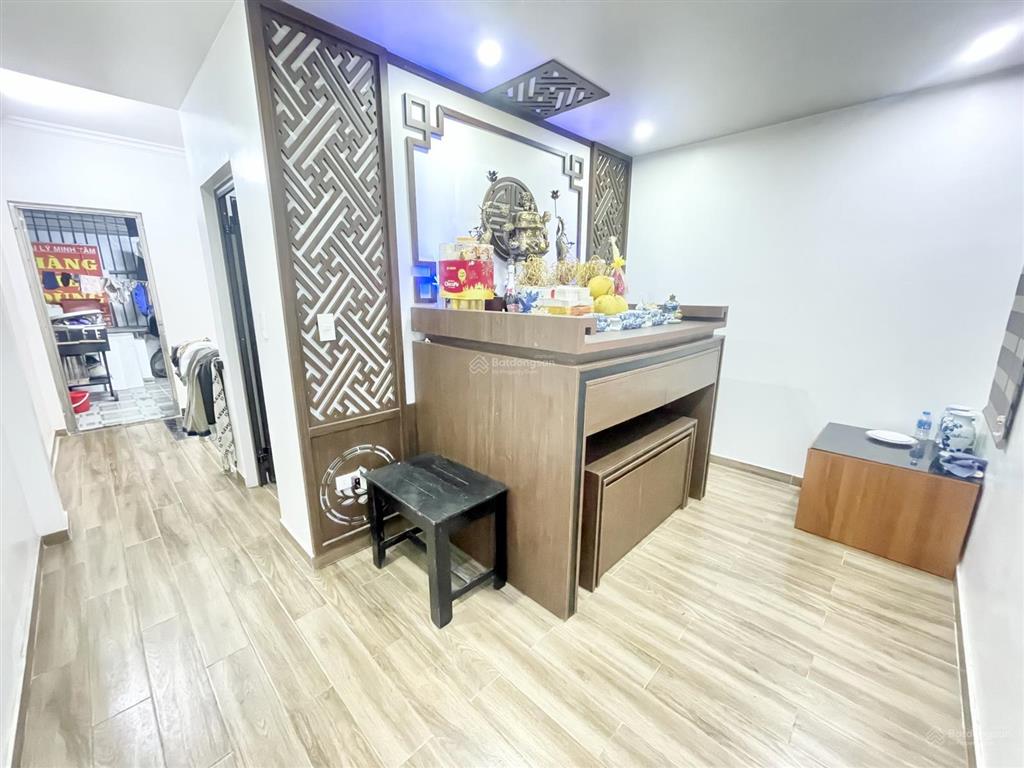 Nhà đẹp 4 tầng khu him lam hùng vương giá rẻ ô tô đỗ cửa  e nguyên 0357 864 ***