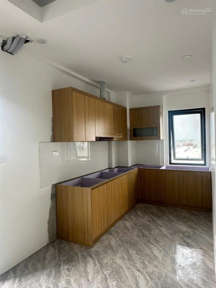 Chính chủ nhượng lại căn góc 2 pn chung cư hoàng thịnh phát mặt đường nguyễn trãi. 0837 323 ***