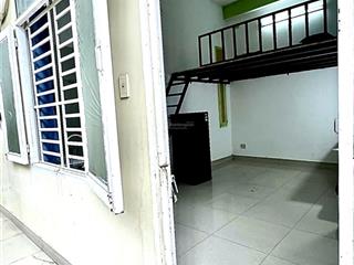 Chính chủ cần cho thuê phòng ban công, phòng góc ban công riêng