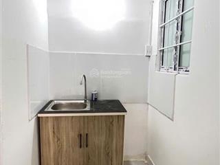 Cho thuê phòng gác giá rẻ 2tr5 giảm còn 2tr2. khu an ninh yên tĩnh