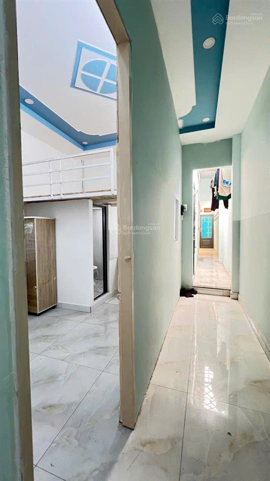Cho thuê phòng gác giá rẻ 2tr5 giảm còn 2tr2. khu an ninh yên tĩnh