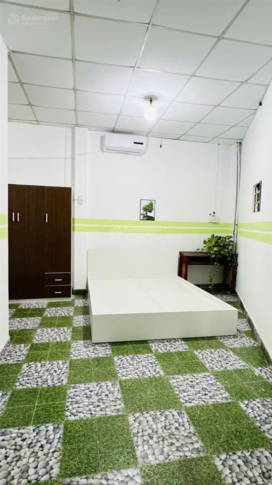 Phòng full nội thất lầu 1 rộng dãi phòng mới vào ở ngay