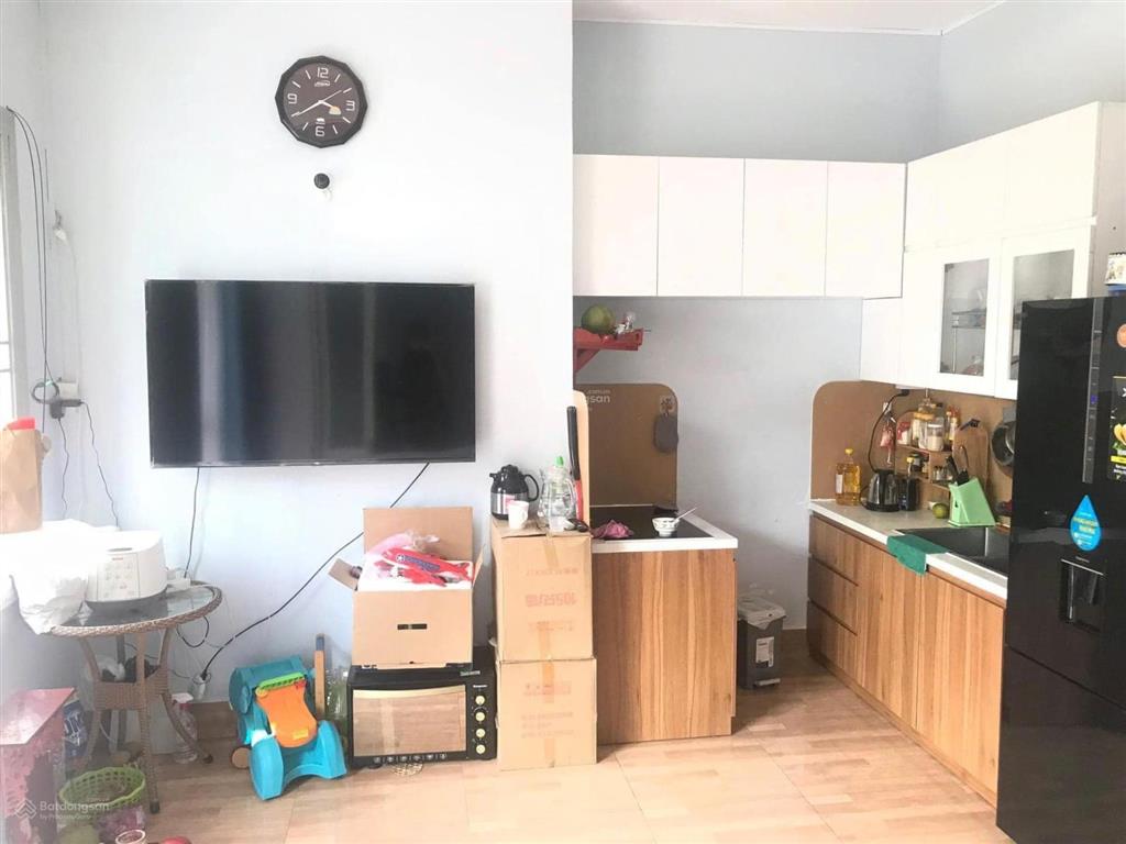 Bán căn hộ tổng dt 60m2, khu cư xá điện lực trường thọ, thủ đức ngay ngã 4 bình thái 2pn, 1wc