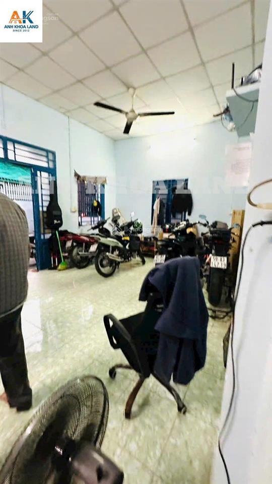 702lđ bán nhà cấp 4 hẻm ô tô đường tô ngọc vân 60.9m2đang cho thuê 6tr/tháng gồm 2pn