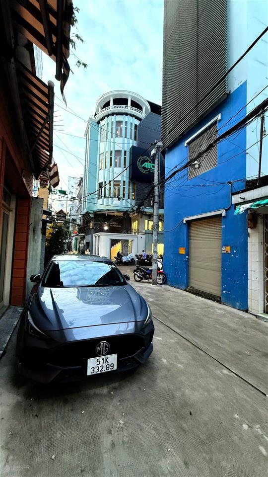 Siêu phẩm hẻm xe hơi bàn cờ. p3. q3  dt  5,2 x 17m ( 88m2 ) tặng gpxd  hầm 6 tầng  giá 20,6 tỷ