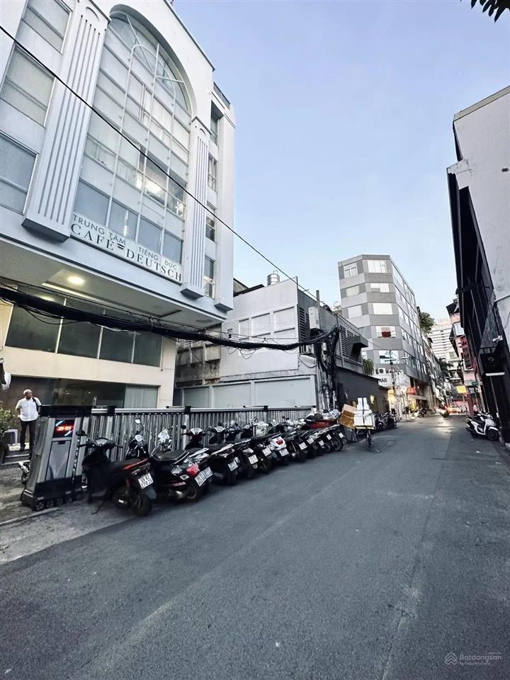 Mặt tiền phan tôn . đa kao. quận 1  xd  5 tầng ( 4 x 14m )  56m2  giá 14,5 tỷ  0901 343 ***