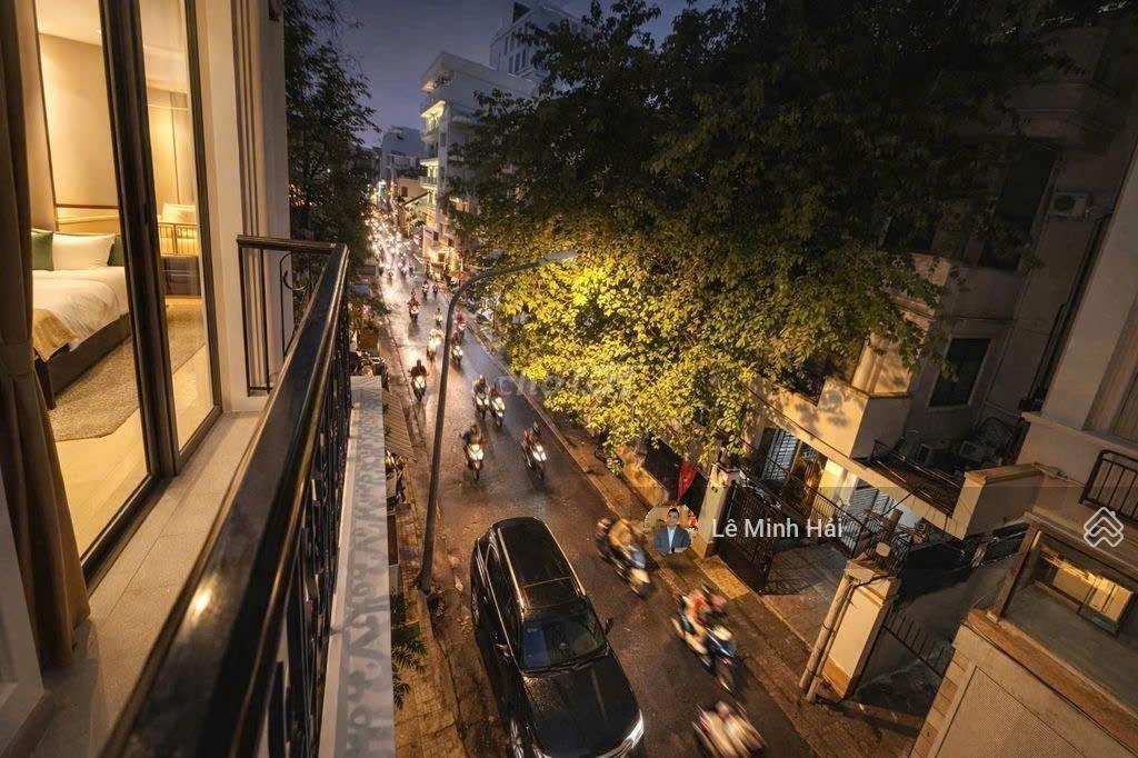 Hạ giá 28 về 24,5 tỷ mặt tiền huỳnh khương ninh. đa kao. q1  3 tầng ( 4 x 19m )  hđt  50 triệu