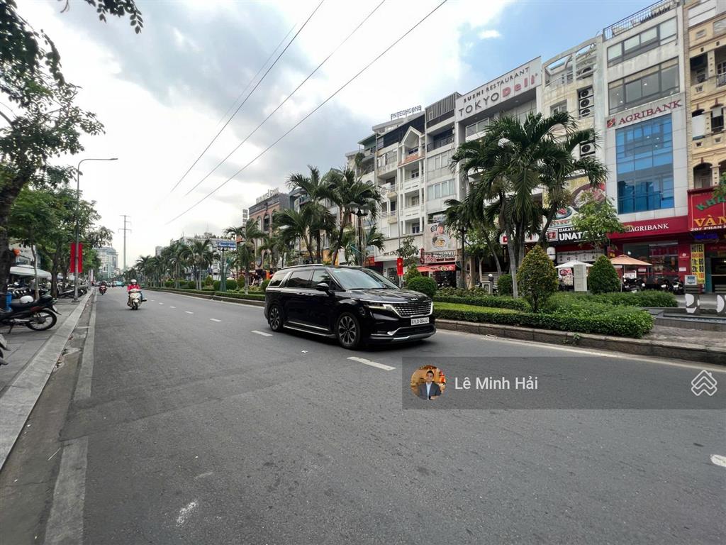 Vị trí đẹp  mặt tiền phan xích long. p7. phú nhuận  6 tầng ( 4 x 16m )  hđt  80 triệu  37 tỷ