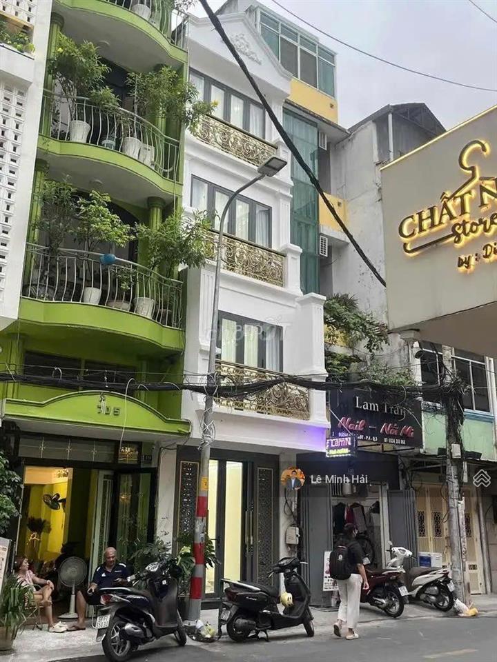 Chỉ 15,5 tỷ  có ngay nhà mới 4 tầng mặt tiền đs3  cư xá đô thành. quận 3  dt 3 x 10m (30m2)
