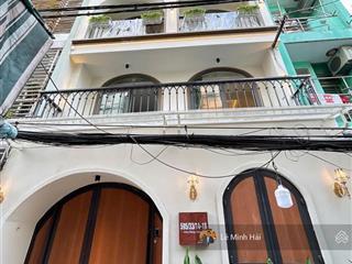 Toà nhà chdv mới đẹp đường cmt8. phường 15.quận 10  5 tầng (6 x 8m) hđt sẵn  65 triệu  17,5 tỷ