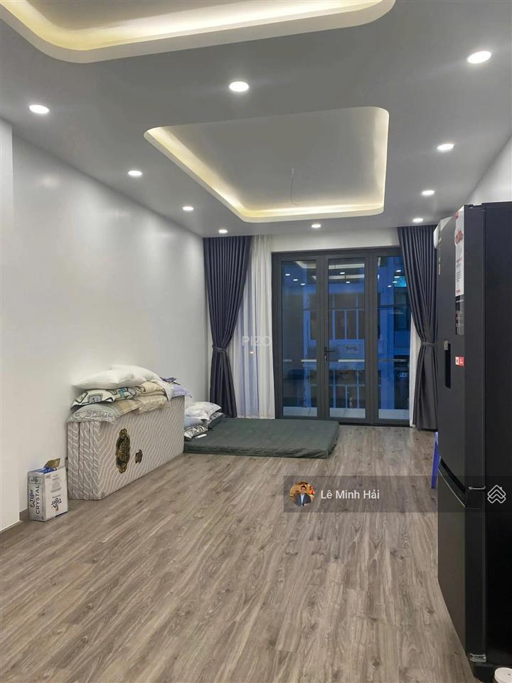 Mặt tiền huỳnh văn bánh, p13, phú nhuận  5 tầng thang máy (4 x 15m)  hđt 50 triệu  22,9 tỷ