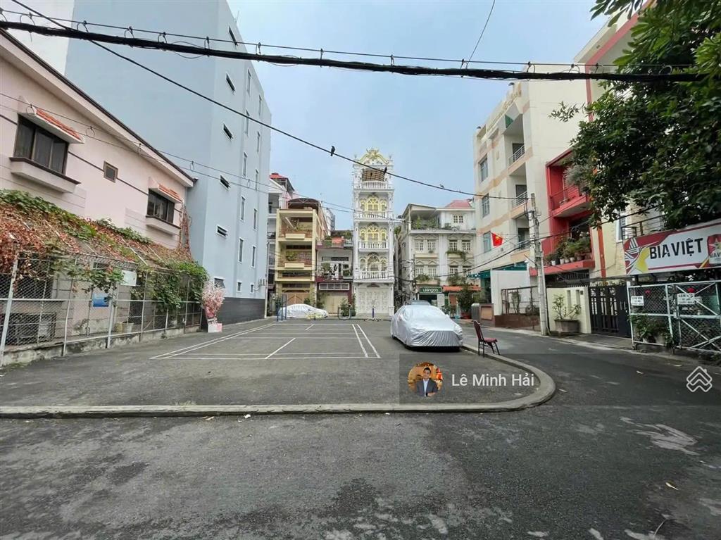 Bán nhà hẻm xe hơi thích quảng đức. p3. phú nhuận  5 tầng (6,8 x 12m)  vô ở ngay  giá 22,9 tỷ