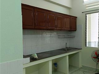 Cho thuê gấp cc nguyễn kim, 10 triệu vnd, 65m2, 2pn, 2wc, cơ bản