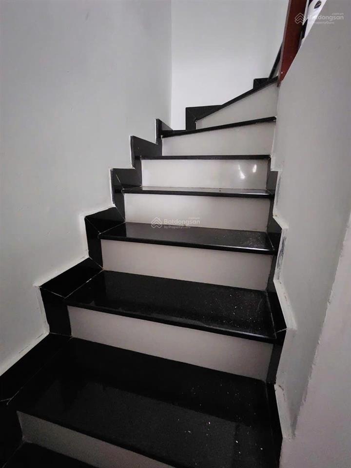 Bán nhà riêng 6pn 5wc, 42m2, giá siêu hời tại vạn kiếp, p.1, q.bình thạnh