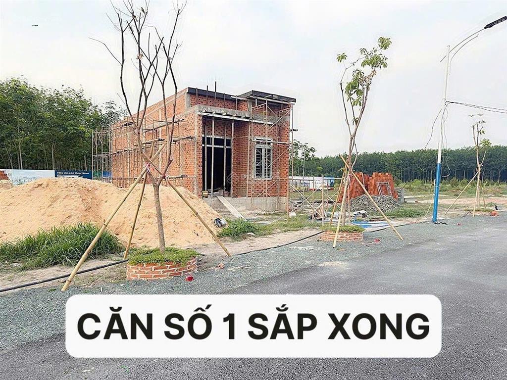 Lô vip duy nhất mặt tiền nhựa 225 m2, tc 60m2, giá 570 triệu, , 1 sẹc dt 749b, chơn thành