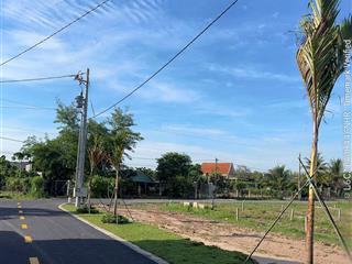 Mặt tiền nhựa dầu tiếng  tphcm, 251.6m² (5x50m) ont 100m2, (190 triệu công chứng) sổ sẵn