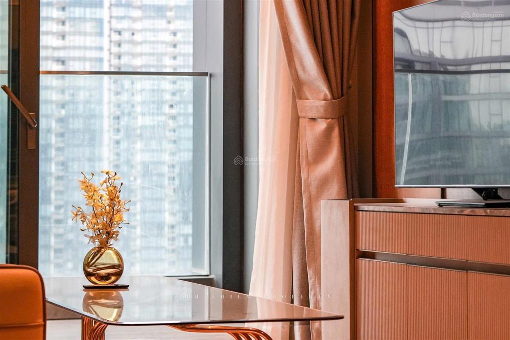 Marina toà sea 2pn 79m2 bán 29 tỷ bao thuế sổ, full nội thất cao cấp, bql 5 sao xem nhà 0937 600 ***