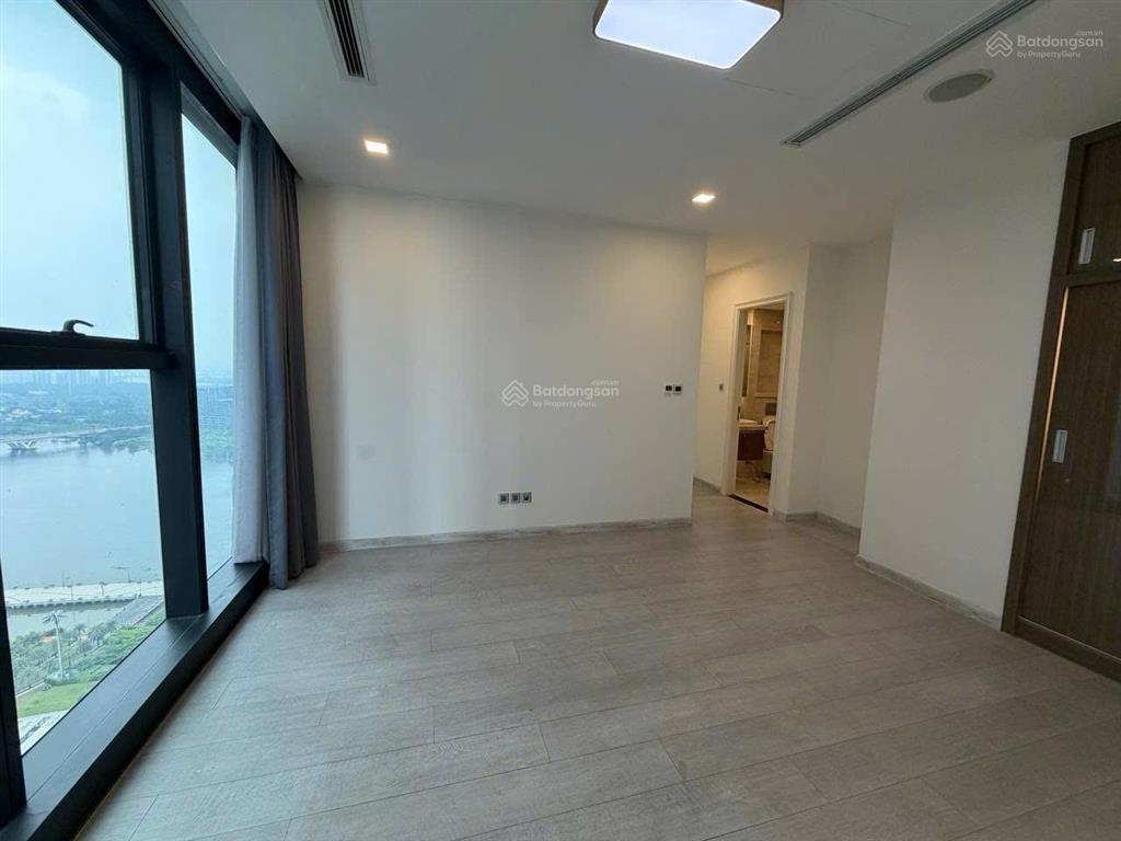 Vin ba son bán 3pn 126m2 view sông giá 30.5ty bao sổ hồng call 0937 600 ***