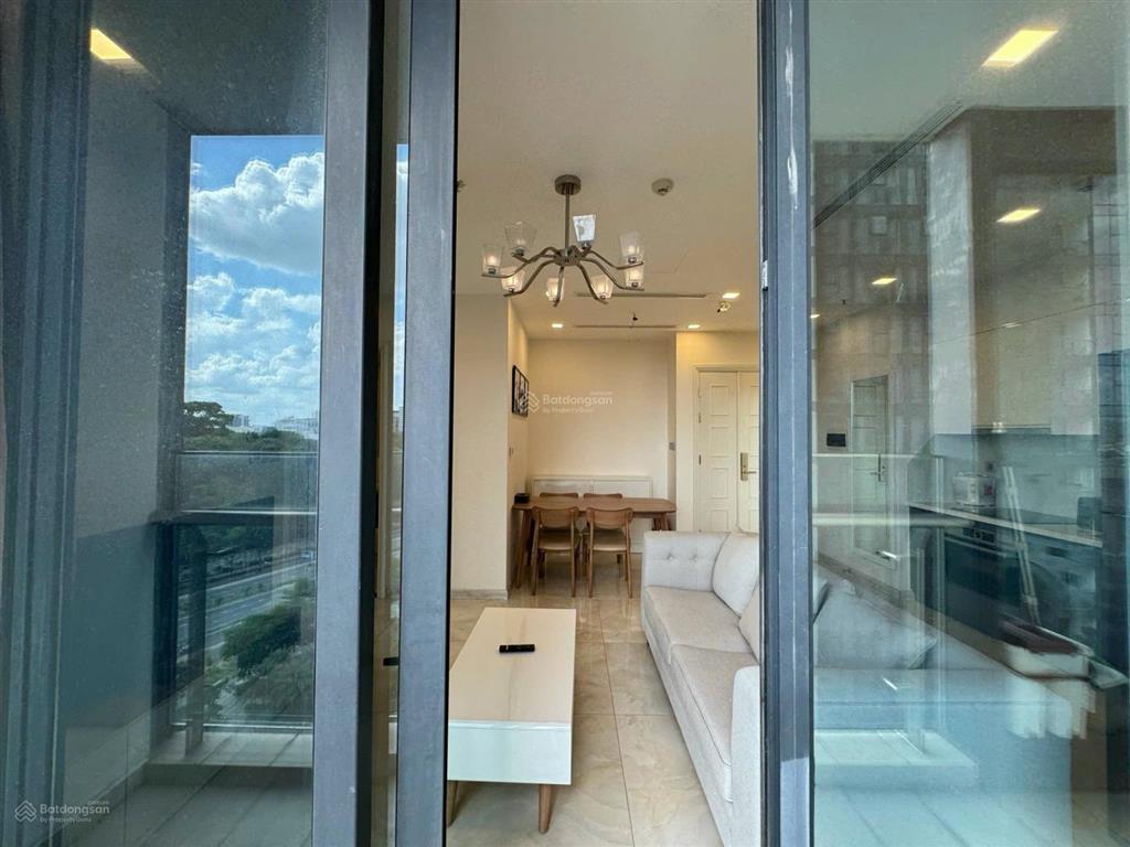 Bán gấp căn góc 2pn ~68m2 giá 17,2 tỷ a110.02 view ko bị chắn full nội thất 0937 600 ***