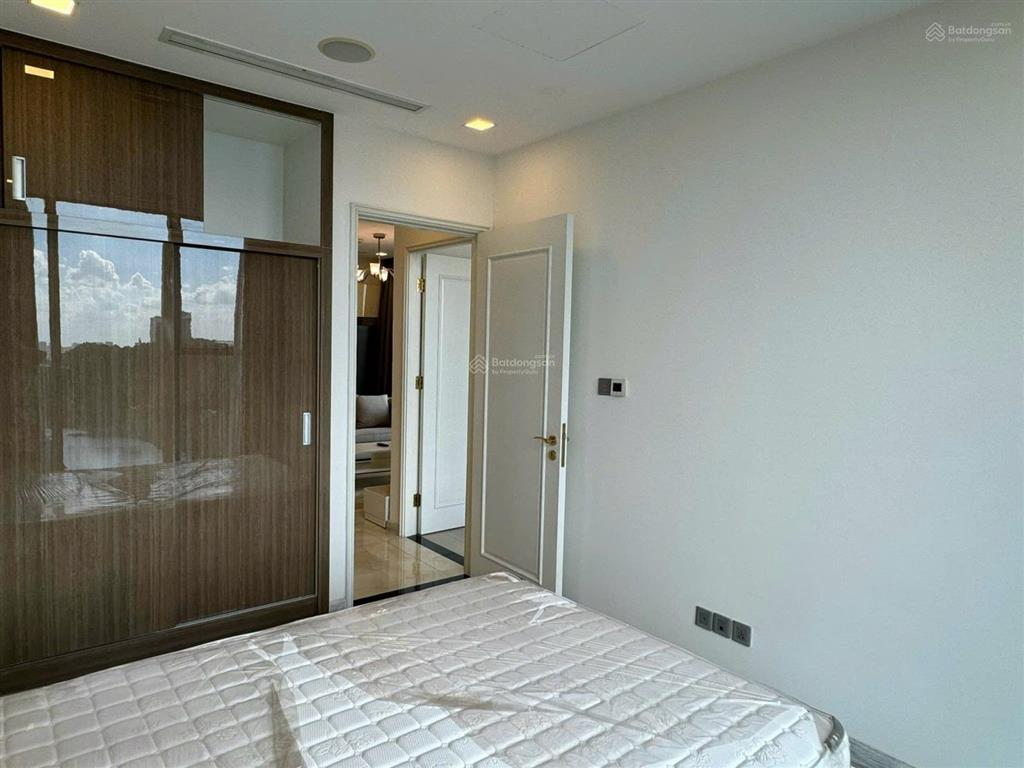Bán gấp căn góc 2pn ~68m2 giá 17,2 tỷ a110.02 view ko bị chắn full nội thất 0937 600 ***