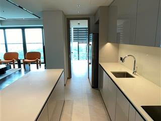 Bán 3pn 3wc marina toà lake 170m2 giá chỉ 68ty hỗ trợ vay bank