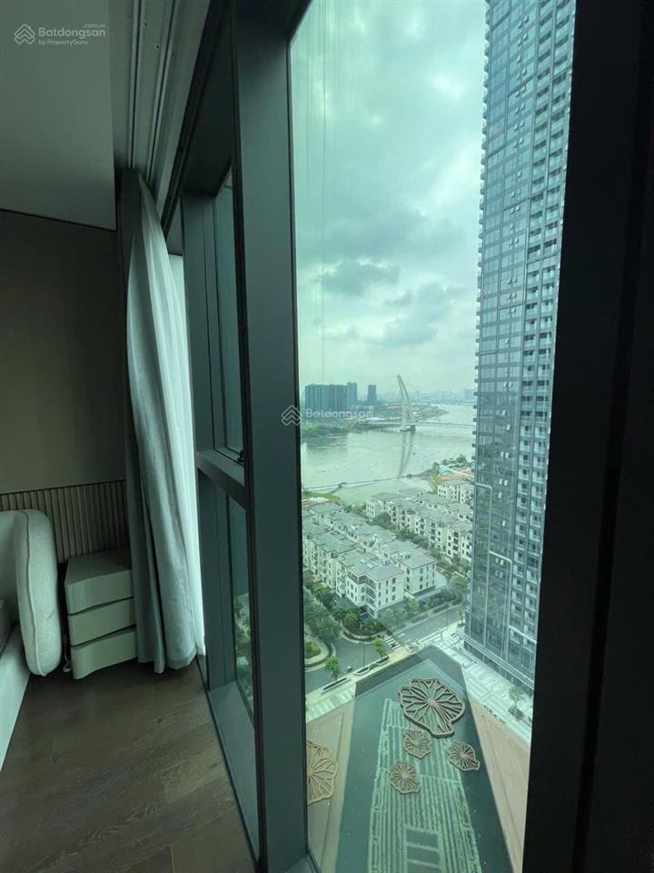 Bán 3pn 3wc marina tòa lake 170m2 giá chỉ 68ty hỗ trợ vay bank
