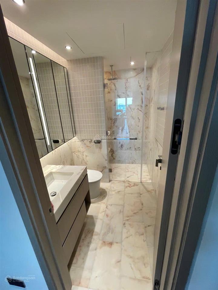 Bán 3pn 3wc marina tòa lake 170m2 giá chỉ 68ty hỗ trợ vay bank