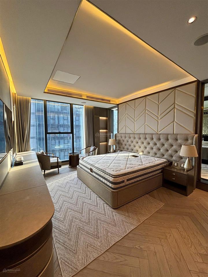 Định cư mỹ bán nhanh 4pn 3wc 160m2 vòng cung kính công, view cầu bason, sông sg giá 57,5 tỷ