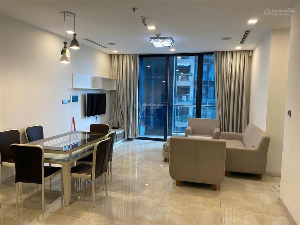 Cần bán 2pn sổ hồng 84m2 giá 18 tỷ full nội thất, thương lượng chính chủ 0937 600 ***
