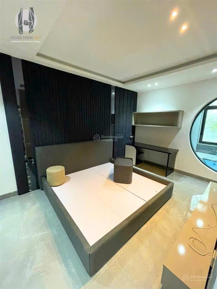 Bán nhà 3,5 tầng đường hoa phượng 1  khu euro village 1