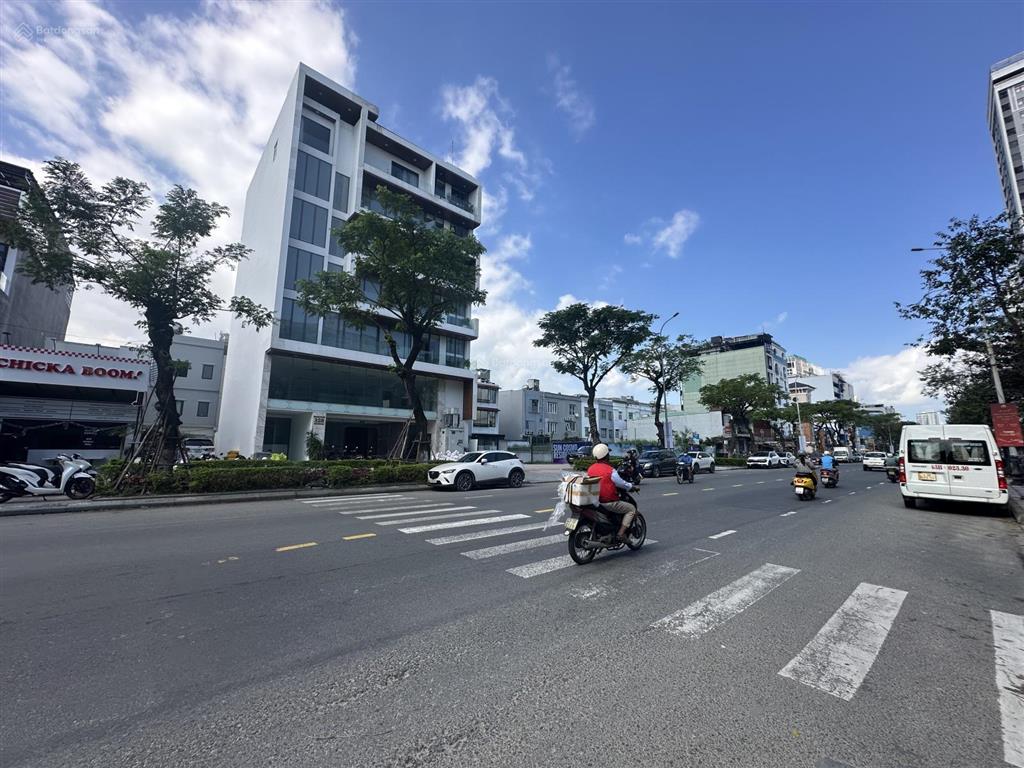 Chính chủ bán lô trần hưng đạo sát cổng euro village 1