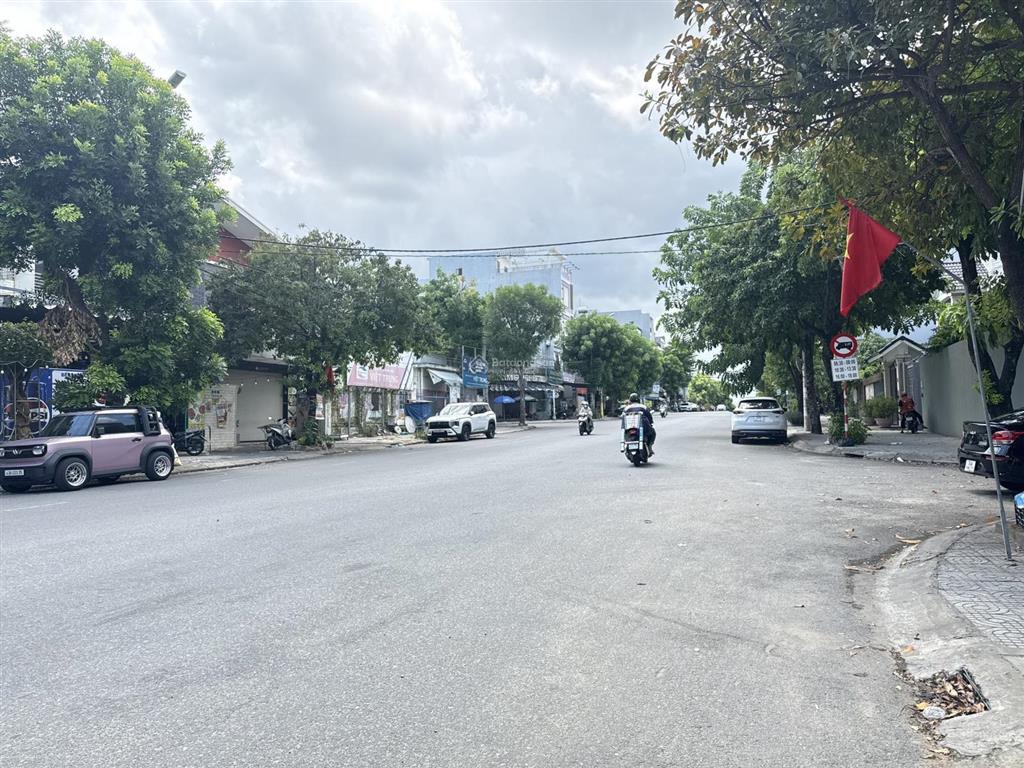 Nắm chính chủ bán lô xây cao tầng đường bùi tá hán, nam việt á