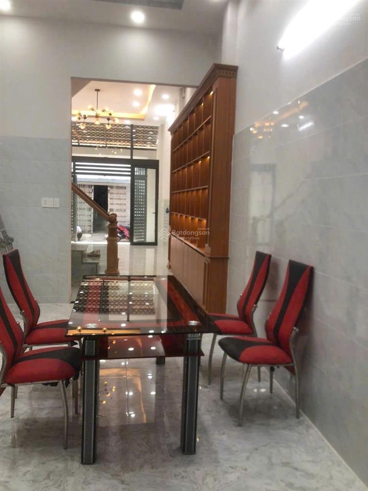 Bán nhà riêng tại bình thành, giá siêu hời 5,3 tỷ, 68 m2, 4pn, 4wc, 3 tầng, bình tân, hcm