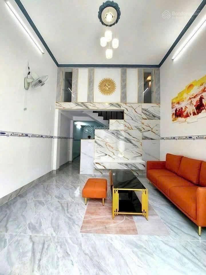 Nhà mới xây dt 4x11m, gần ngay trường tiểu học kim đồng bình tân